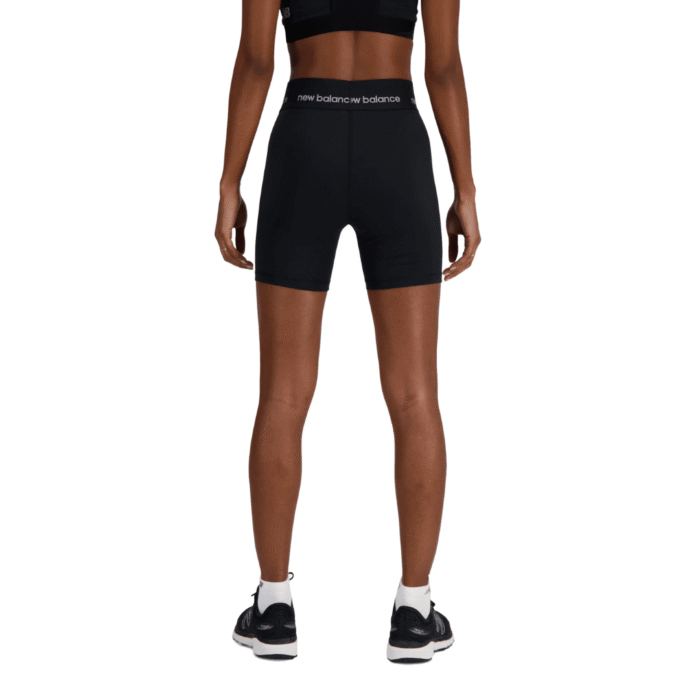 New Balance Sleek High Rise Sport Short 5" - Calza Dama - Imagen 2