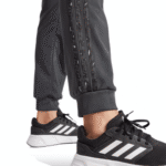 Adidas Essentials Animal Print Tricot 3 Stripes - Pantalón Dama - Imagen 6