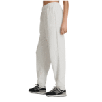 New Balance Sport Essentials French Terry - Pantalón Dama - Imagen 2