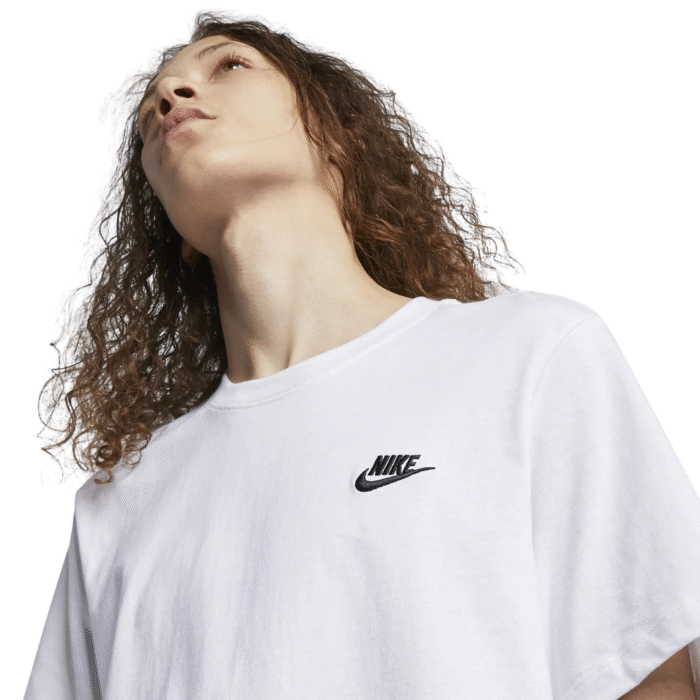 Nike Sportswear Club - Camiseta Hombre - Imagen 3