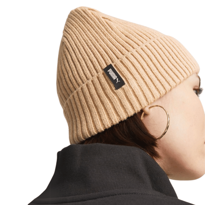 Puma Classic Cuff Beanie Sand Dune – Gorro Unisex - Imagen 4
