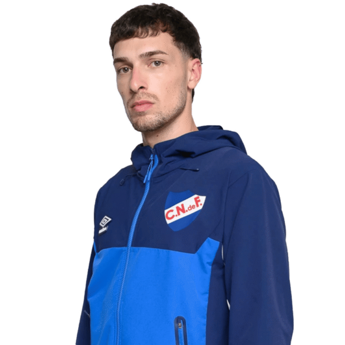 Umbro Triutility – Campera Hombre - Imagen 3