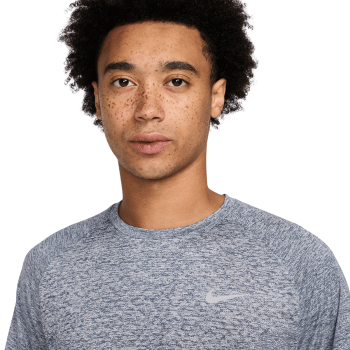 Nike Stride Dri-FIT ADV - Camiseta Hombre - Imagen 3