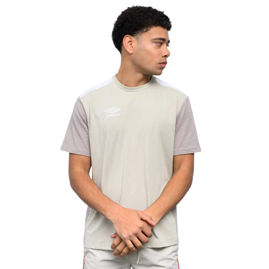 201063910B9 Umbro Cuts - Camiseta Hombre - Imagen 1