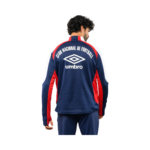 Umbro Tecnológico Nacional – Buzo Hombre - Imagen 3